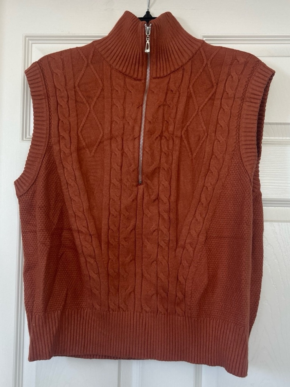 Womens Cable Knit Half-Zip Sleeveless Sweater Vest - Rust
